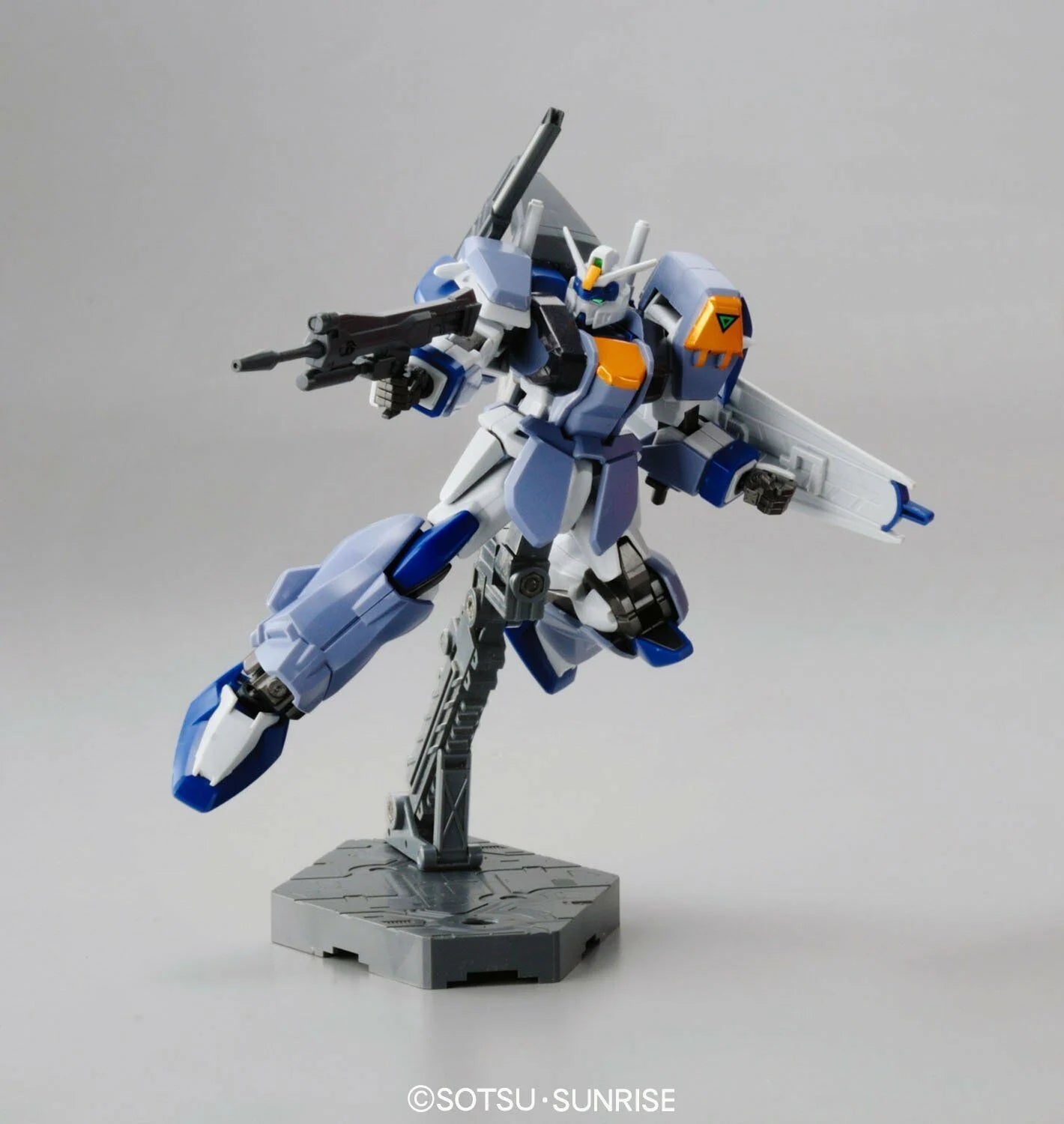 Bandai -Gundam seed R02 Duel Gundam GAT-X102 HGCE 1/144