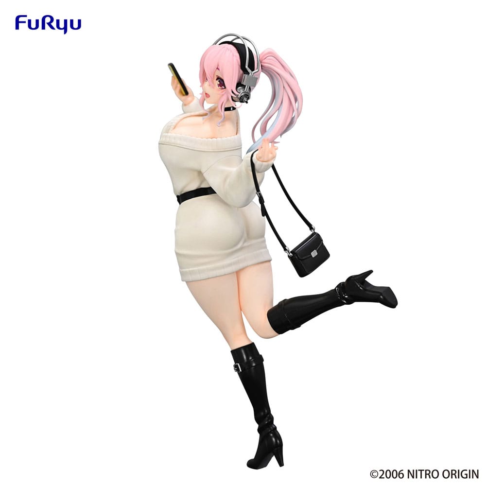 *PRE ORDER* Furyu -Super Sonico  Trio Try iT Statue Winter Memory Ver. 21 cm