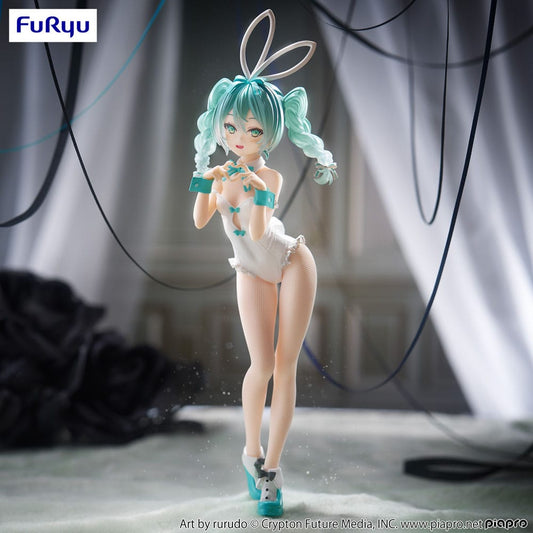 *IN STOCK* Furyu -Vocaloid Hatsune Miku Bicute Bunnies Rurudo Ver White