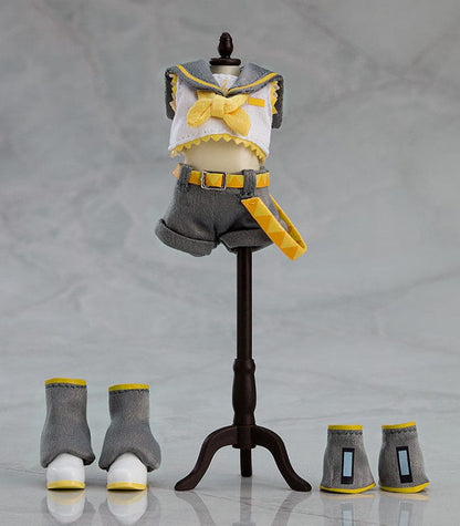 *IN STOCK* Goodsmile -Vocaloid Kagamine Rin Nendoroid doll