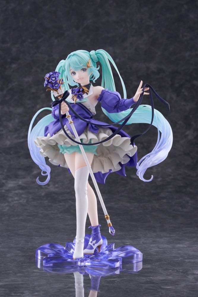 *IN STOCK* Taito -Vocaloid Hatsune Miku Birthday 2024 Ver 21cm