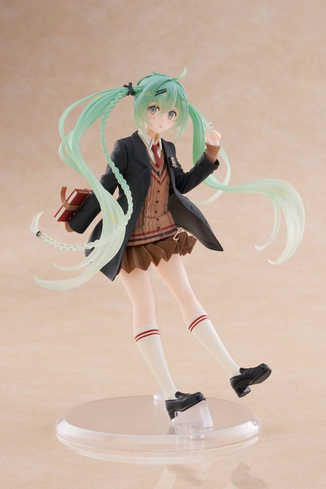 *IN STOCK* Taito -Vocaloid Hatsune Miku Fashion Preppy Ver