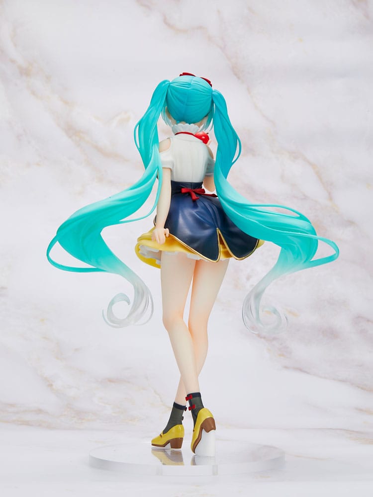 *IN STOCK* Taito -Vocaloid Hatsune Miku Wonderland Snow White 18 cm